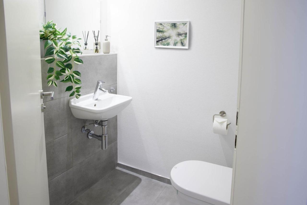 Design City Apartment, Modern, Ebenerdig, Top Lage ไวน์ไฮม์ ภายนอก รูปภาพ